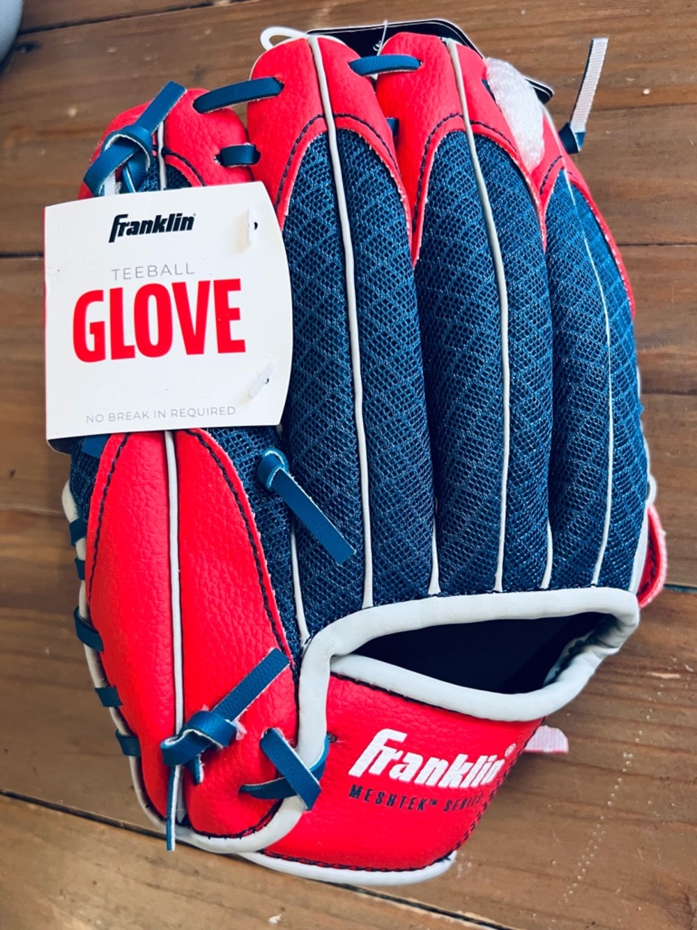 Kids Franklin 9.5” Glove and Ball Set NEW